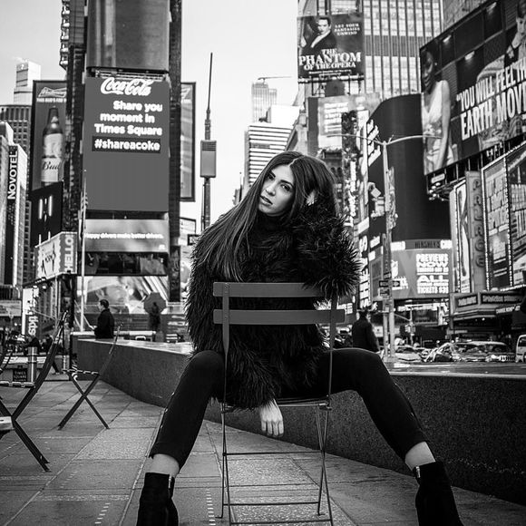 Meet your Posher, Julia - Picture 1 of 1